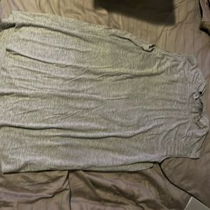 Women sleeveless shirt